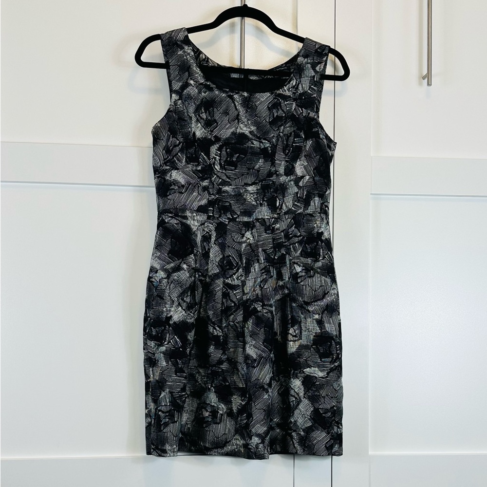 BANANA REPUBLIC Dress Sheath Office Black Grey Abstract S/L Sz 8P